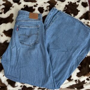 Levi’s Flare Jeans
